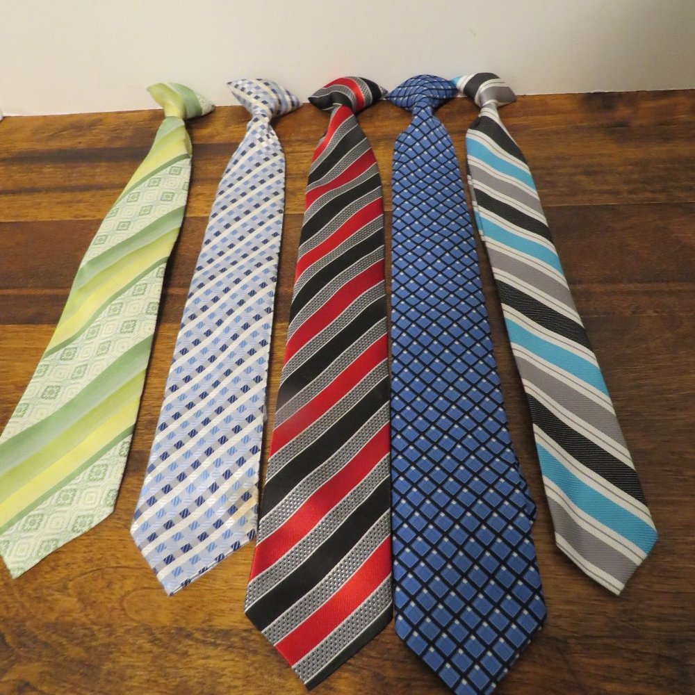 Lot of 5 VTG Men's ClipOn Ties  T25